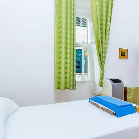 アパート Two Stars Two Beds Downtown