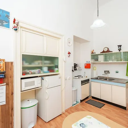 Two Stars Two Beds Downtown Apartamento *